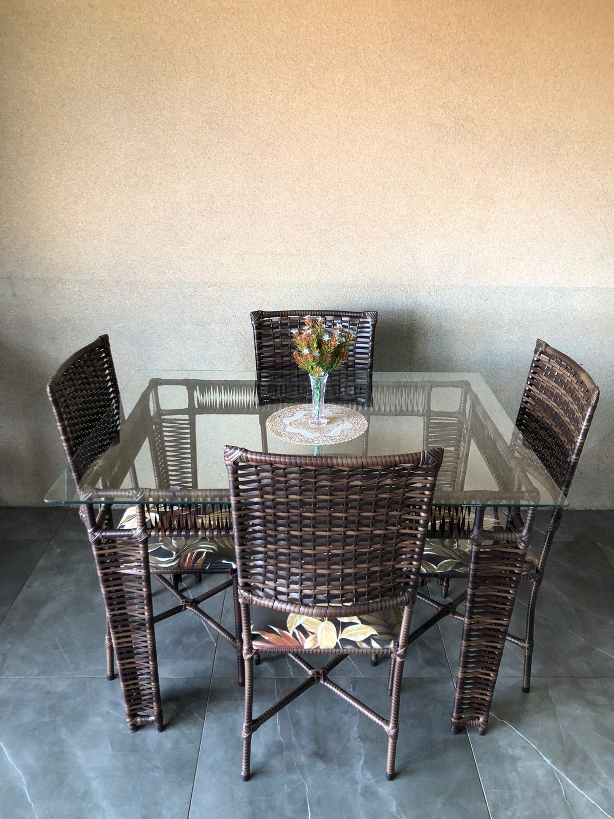 Conjunto Mesa Retangular em Junco com 4 lugares